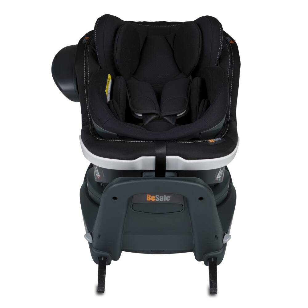 11007221_BeSafe_iZi-Twist-B-i-Size_Premium-Car-Interior-Black_Front_SIP+_Shadow