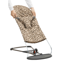 asiento-de-tela-para-hamaca-bliss-beige-leopard-algodon-babybjorn.png