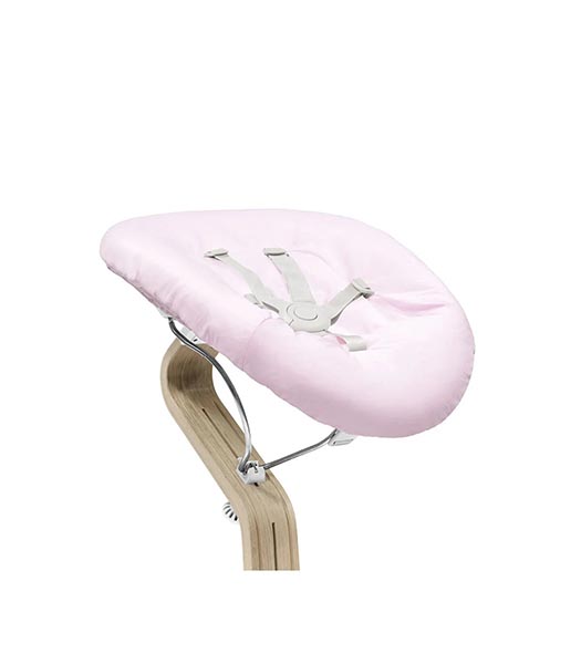 Nomi_Natural-White_CLOSE_Newborn-Pink_5426_eCom