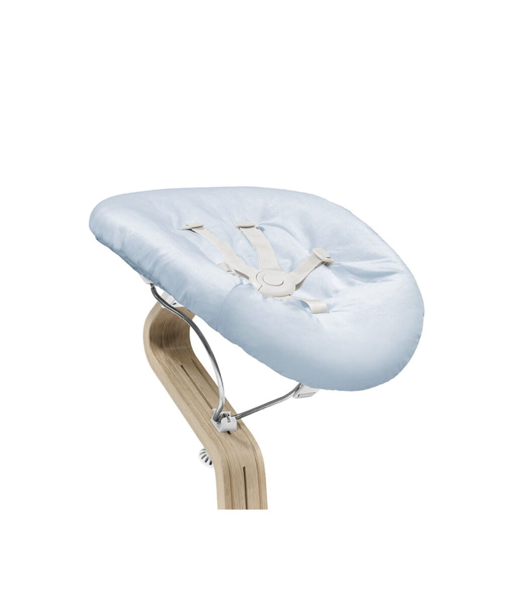 Nomi_Natural-White_Newborn-Blue_CLOSE_5426_eCom