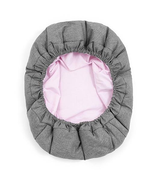 Nomi_NewbornCover_Grey-Pink_220901_5568