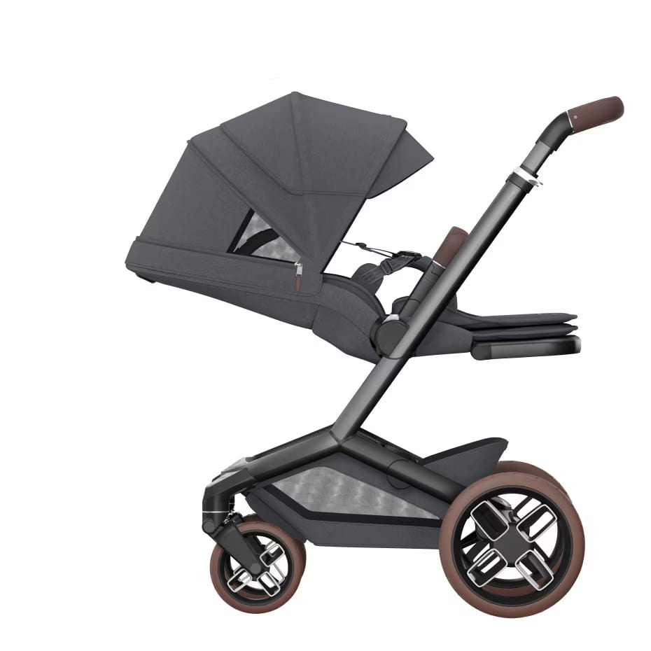 1920204110_2024_maxicosi_stroller_comfort_fame_twillic_twillicgraphite_optimalprotection_side
