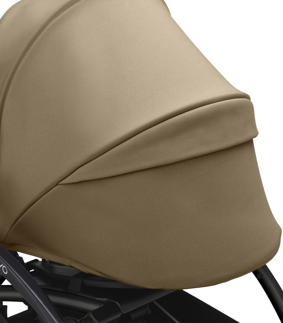 YOYO3_0PLUS_Toffee_BlackFrame_Canopy vent closed_Close-up_A5