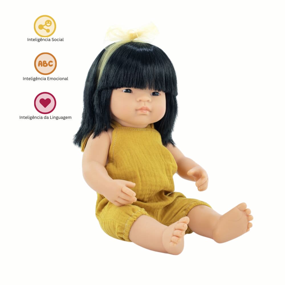 Boneca Asiática 38 cm My Friends & Me da Miniland – A partir dos 10 meses