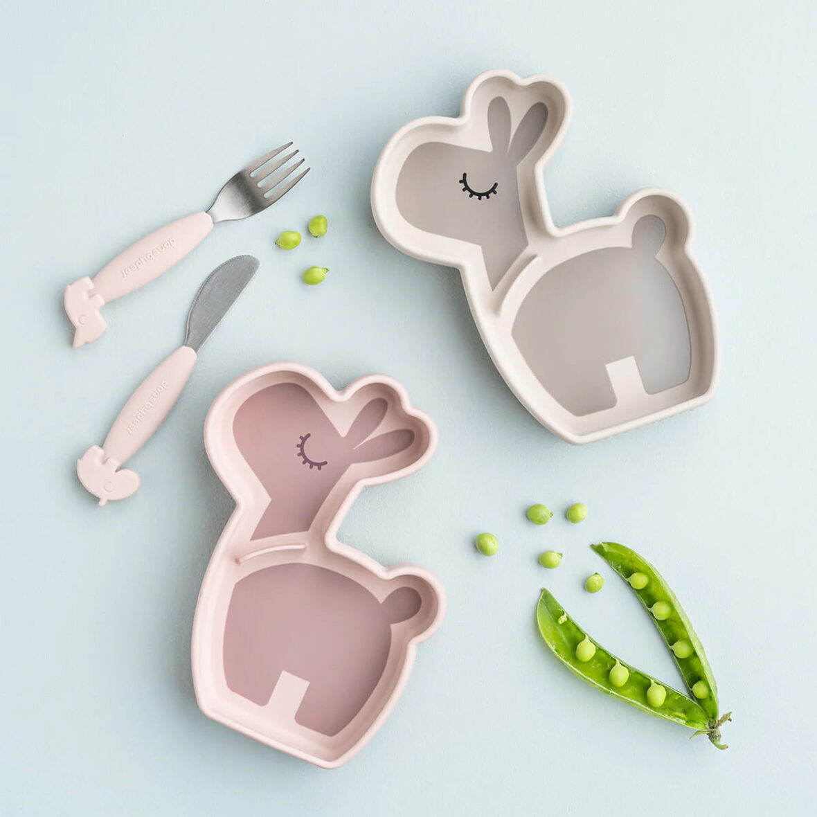 Silicone-StickandStay-snack-plate-Lalee-Powder-6-LS