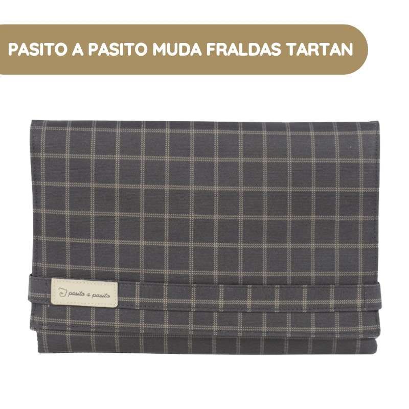 Pasito a Pasito Muda Fraldas Tartan