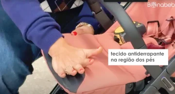 Tecido anti-derrapante na região dos pés no carrinho Inglesina Quid 3 