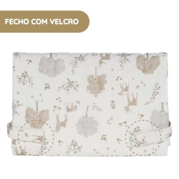 Pasito a Pasito Muda Fraldas Nara