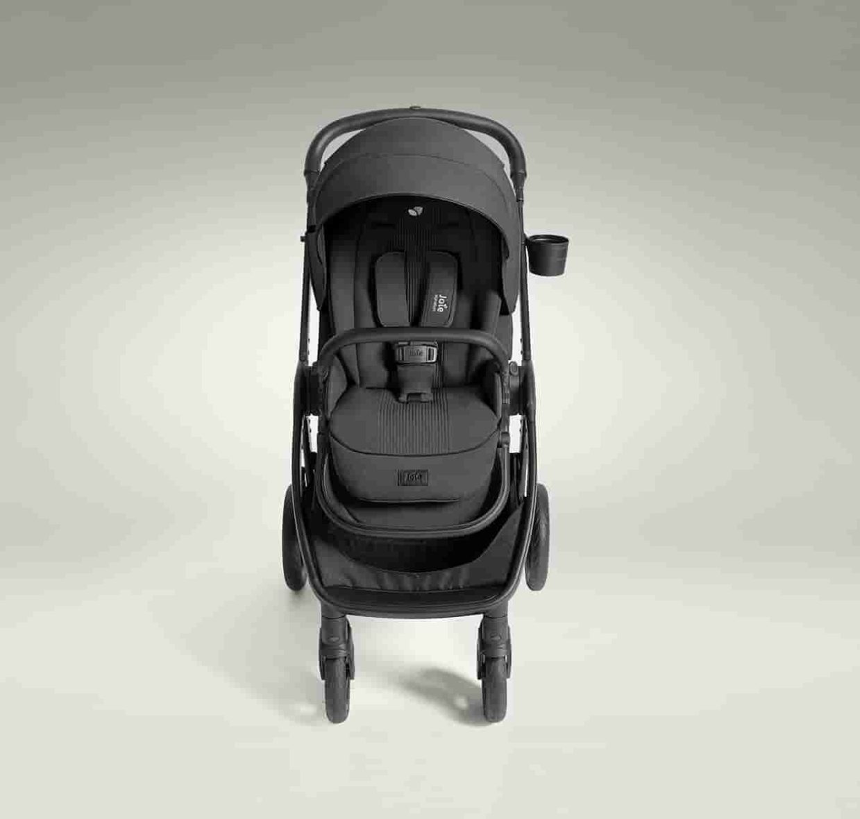 11_-_s1606daebn000_finiti_ebony_011_cs_cc_hr-2