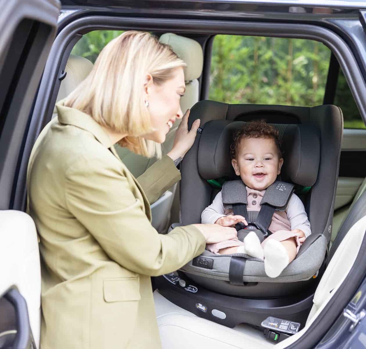 2_-_joie-baby-amp-1408_cc_v1_hr-2