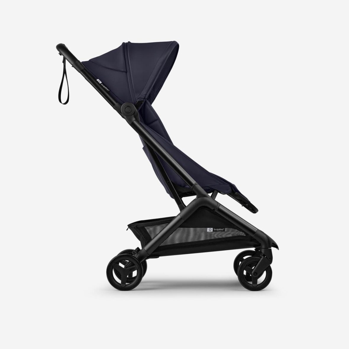 Bugaboo-Butterfly-2-travel-stroller-black-base-deep-indigo-fabrics-deep-indigo-sun-canopy-x-PV007674-02 (1)