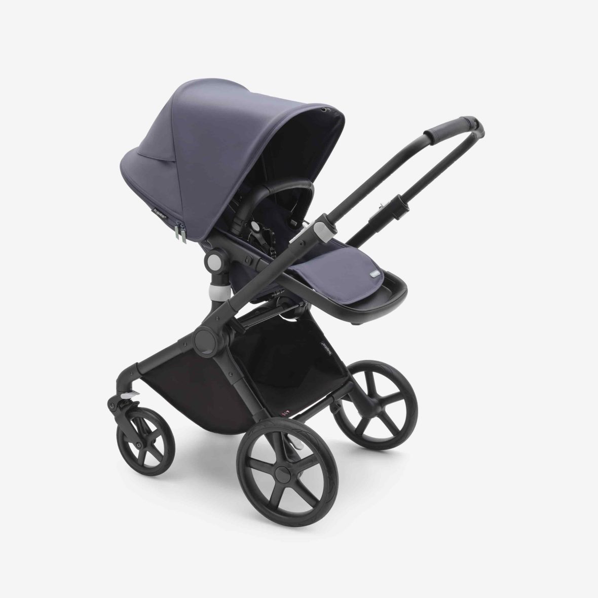 Bugaboo-Fox-Cub-bassinet-seat-stroller-black-chassis-stormy-blue-fabrics-stormy-blue-sun-canopy-x-PV006132-04 (1)