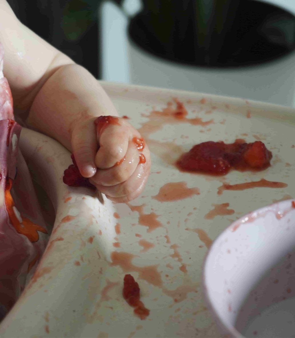 Global_Vanilla-white-25_Cockpit-image_Lifestyle-2_938x1072px_300ppi (1)