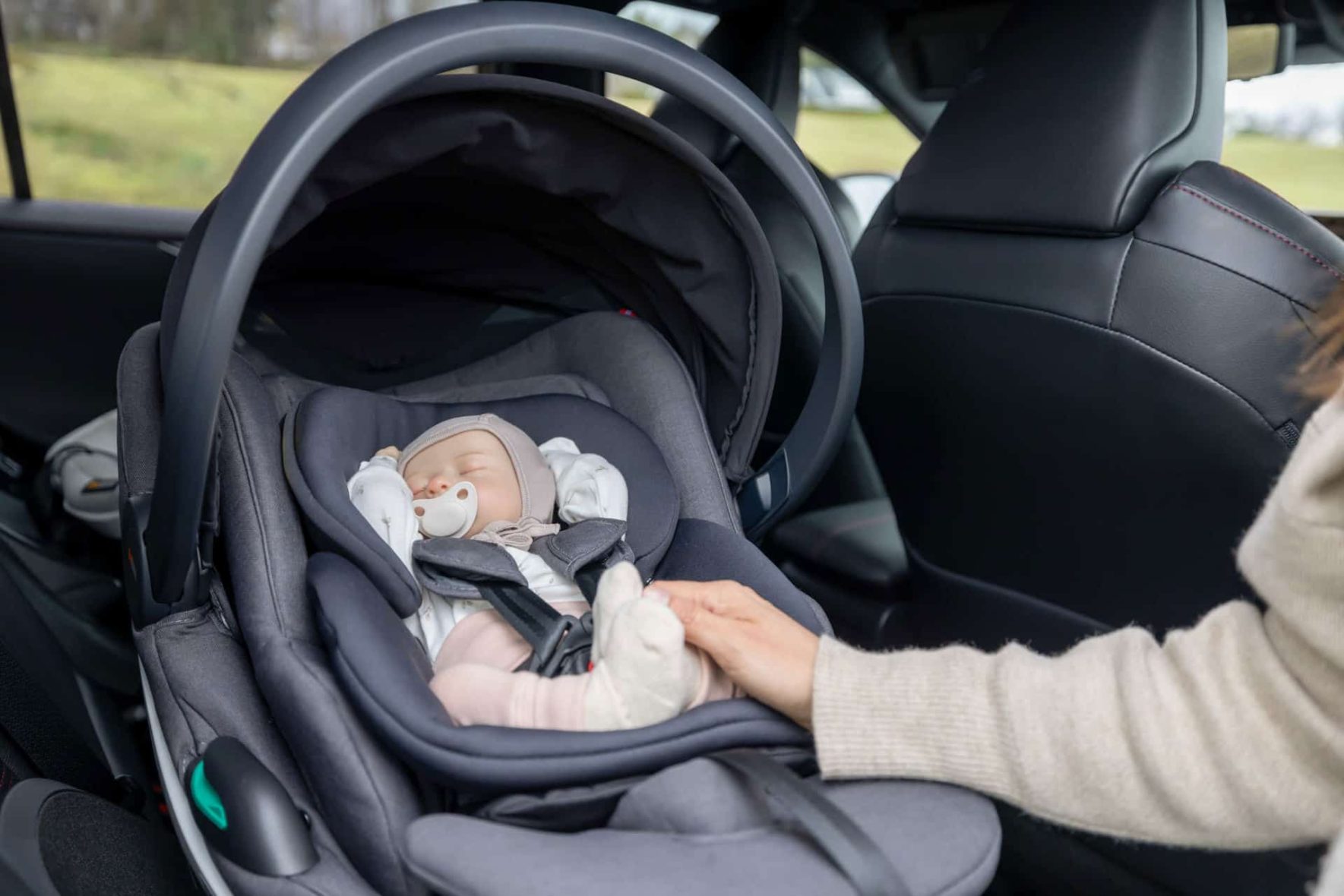 besafe_go-beyond_preemie-inlay_softbreeze-black-03 (1)